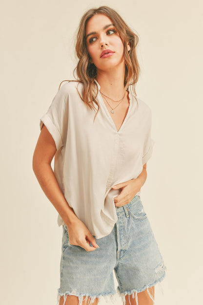 Blusa V-neck fluida off white